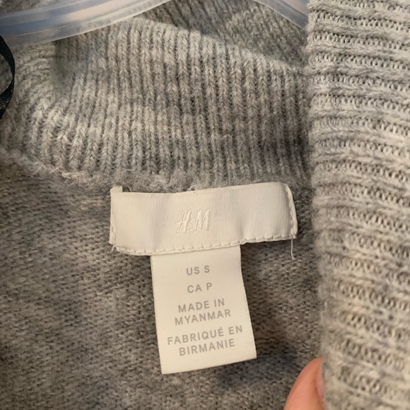 Longer length Grey Turtleneck sweater - Picture 5 of 5